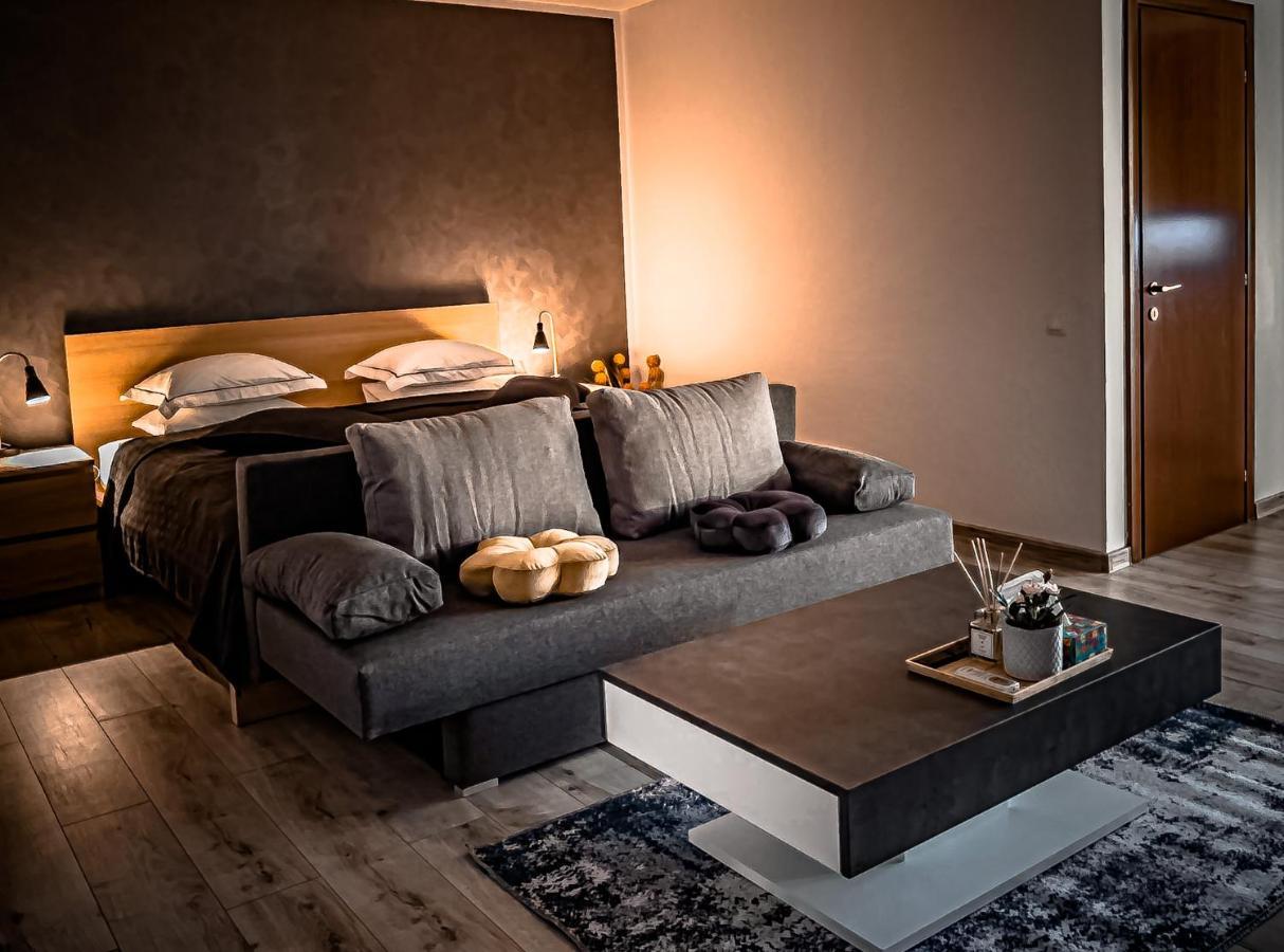 Shiro Lägenhet Bukarest Exteriör bild