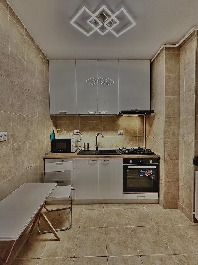 Shiro Lägenhet Bukarest Exteriör bild